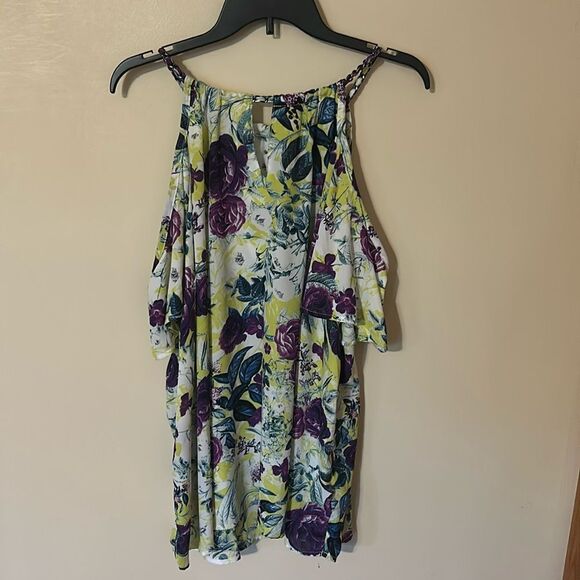 Torrid Floral Cold Shoulder halter’s Top Size 3x nwt - Picture 1 of 4